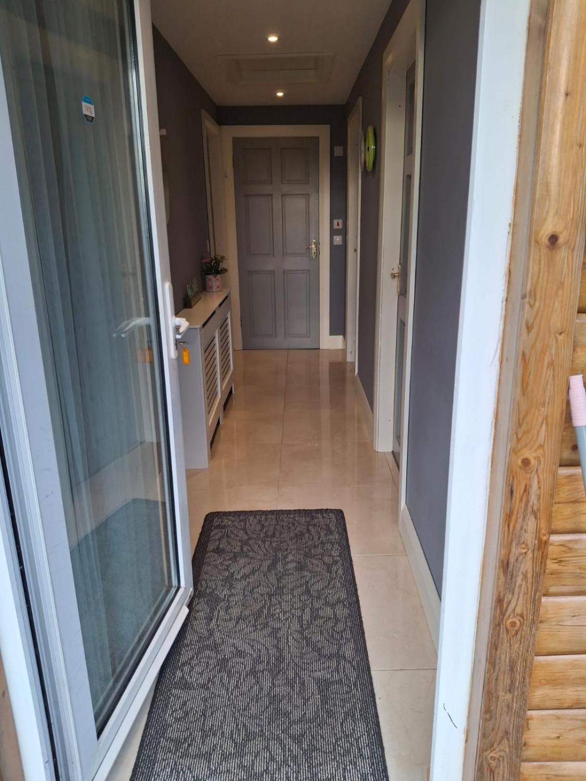 Country Cabin Retreat, Ireland'S Hidden Heartland F35 Yc67 Ballyhaunis Exterior photo